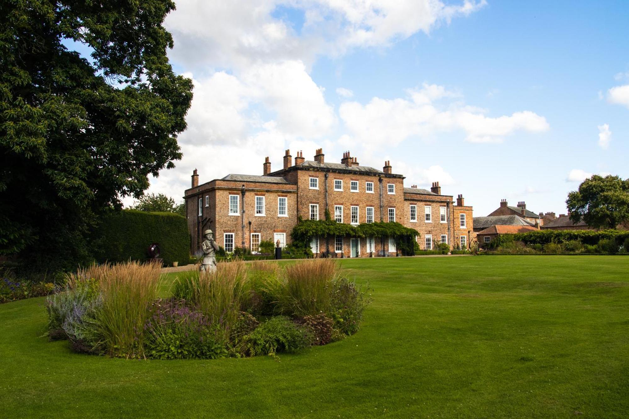 Thirsk Hall South Wing, North Yorkshire Exterior photo